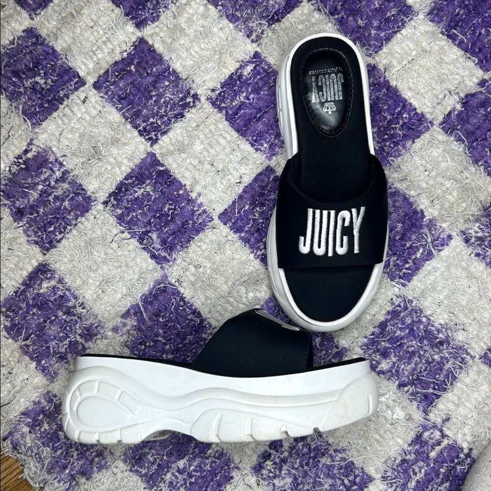 Juicy Couture Y2K J Orca Platform Sandals - Picture 2 of 4